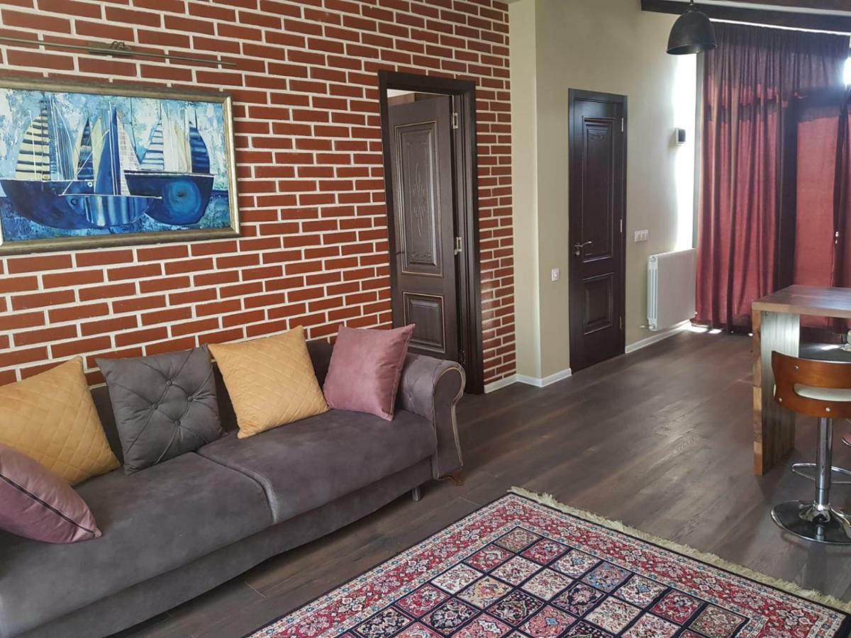 Apart Hotel Avlabari Yard Tbilisi Buitenkant foto